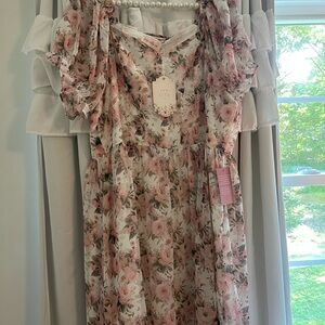 Floral Pink and White Dress Ivy city co
